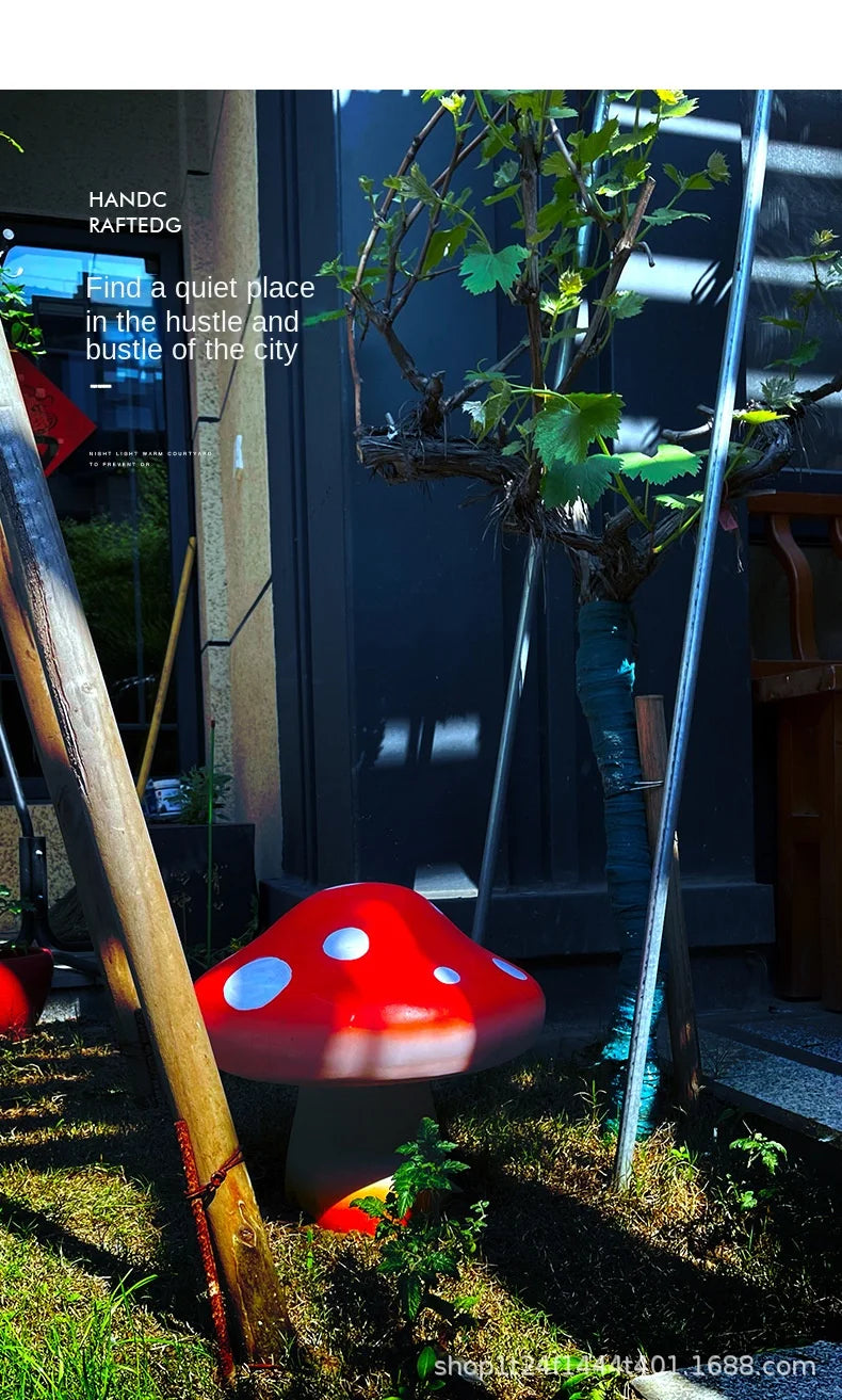 Lampada Fungo Solare in Resina Decorativa